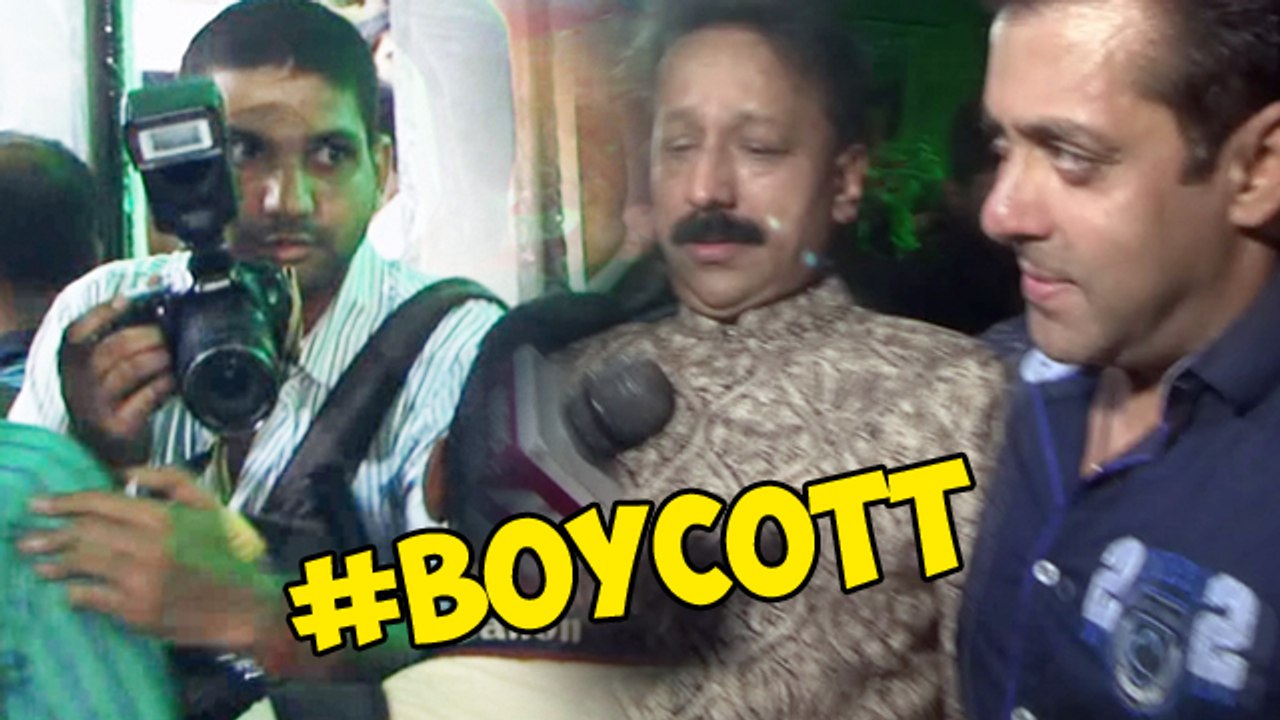 Salman Attends Baba Siddiqui's Iftaar Party, Photographers BOYCOTT It