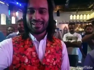 Waqar Zaka celebrates birthday of Amir Liaquat Hussain