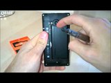 Come inserire e togliere la batteria in Lumia 735