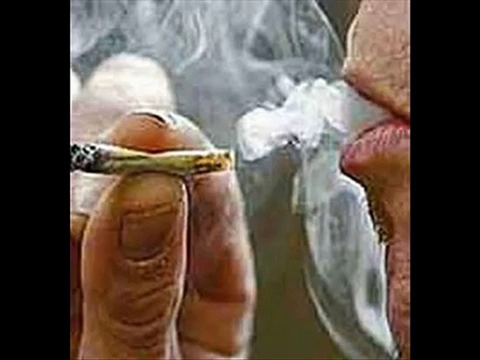 Redimi2 - Las Drogas Y El Sida