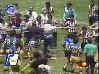 Pelea entre America vs chivas 1986