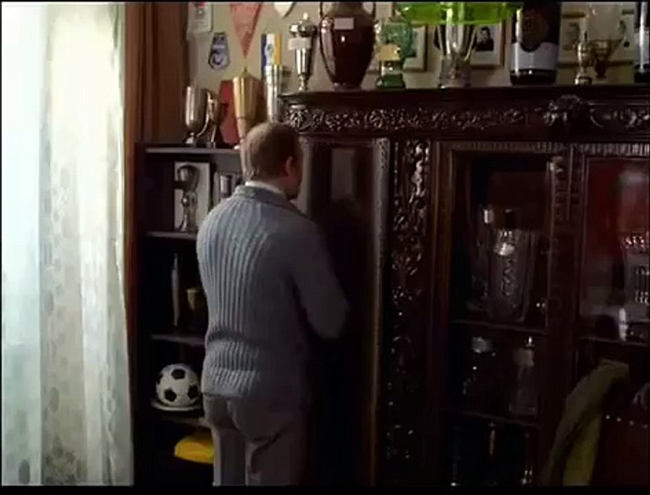 Miś - Łubu dubu, Łubudubu niech nam żyje prezes naszego klubu...