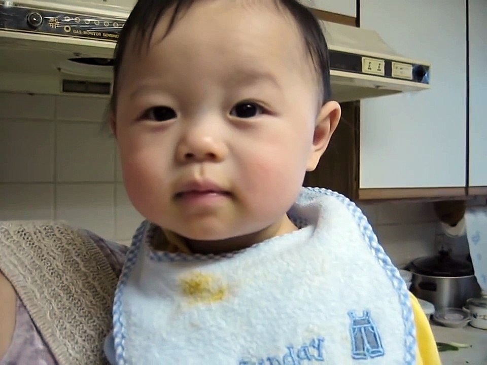 Baby Blink One Eye (拋媚眼ㄉBABY~~)