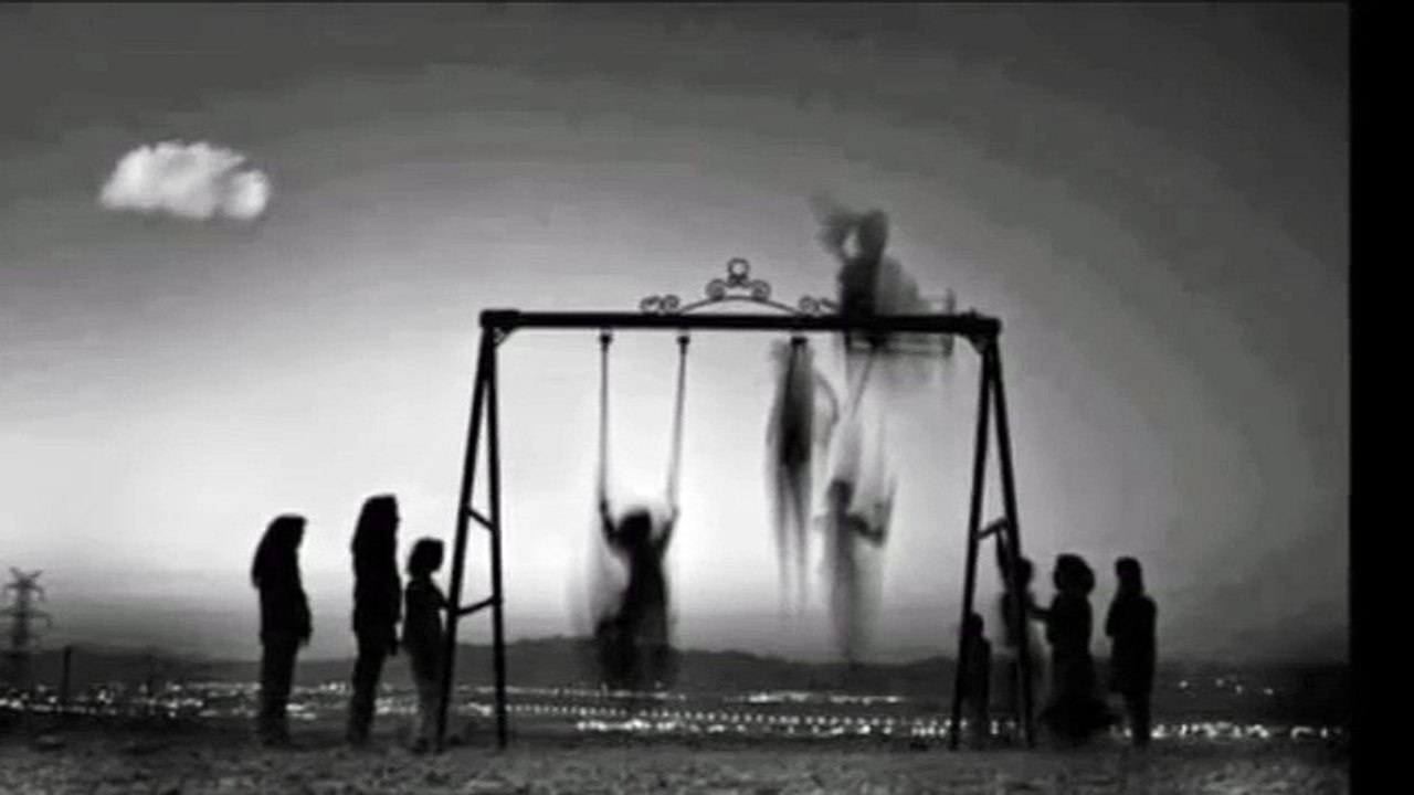 ⌠Music⌡ Greensleeves - Creepy Music Box Remix