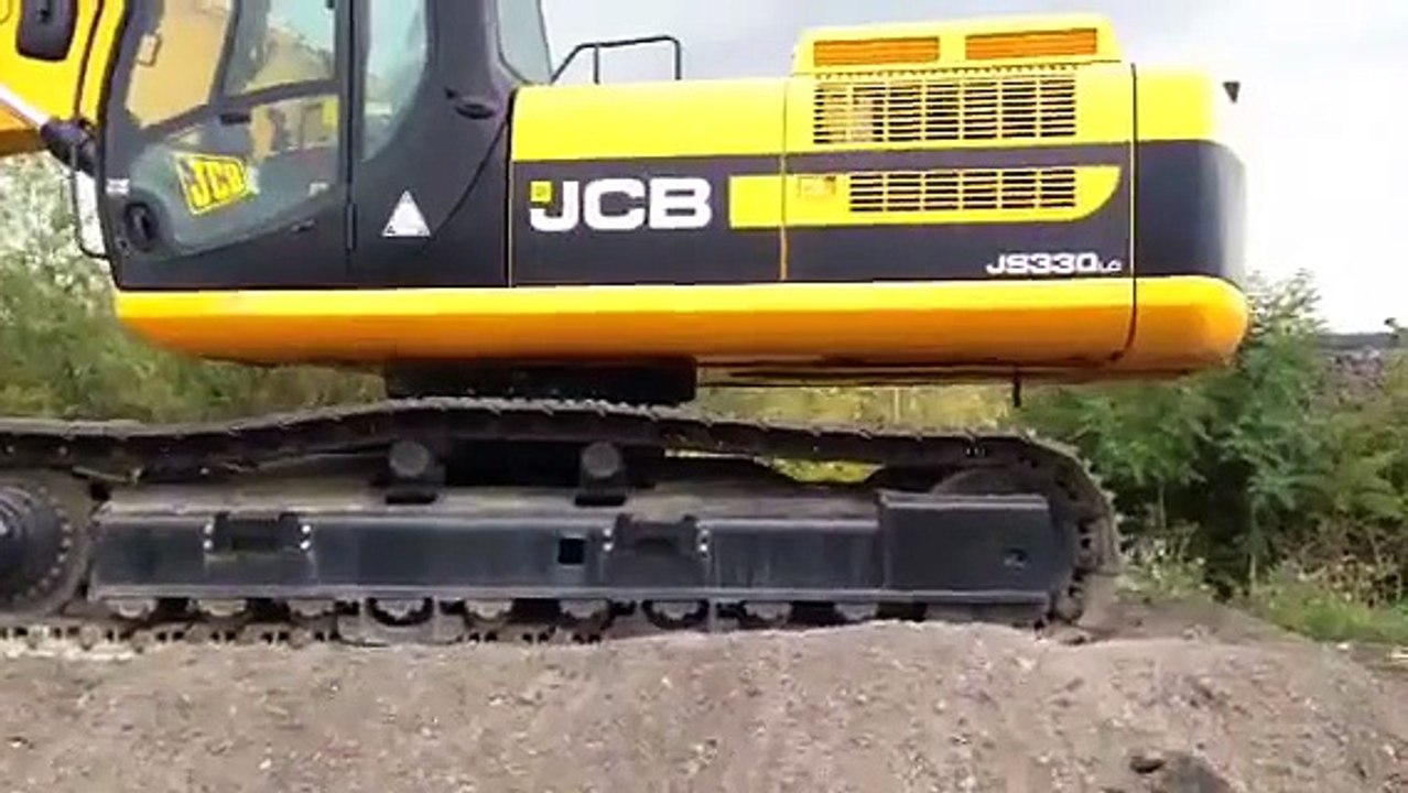 2011 JCB JS330LC Crawler Excavator BuyaDigger.com (H.E. Group Ltd, International Plant Sales)