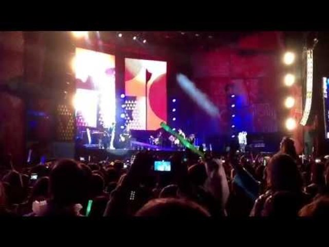 Show One Direction São Paulo (10/05/2014) - Louis Tomlinson apresenta a banda  (HD)