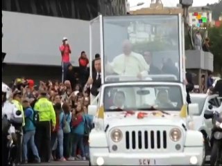 Pope Francis Arrives in Ecuador as 1st Stop in South American Tour