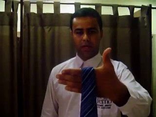 Aprenda a fazer no de gravata na mão