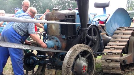 Bulldog-Dampf- und Schleppertreffen in Bocka bei Altenburg-das 15-te_Dreschen mit der Lokomobile.mp4
