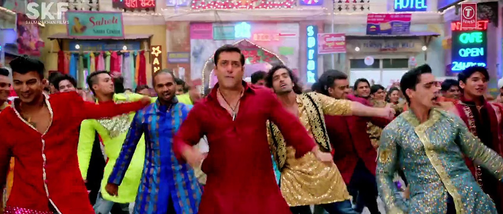 Aaj Ki Party By Mika Singh - Bajrangi Bhaijaan (2015) (Salman Khan) FULL HD Video Song - (BASS VIDZ)