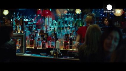 اعطای جایزه ویژه جشنواره کارلوی واری به ریچارد گییر