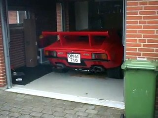 De Tomaso Pantera Revving
