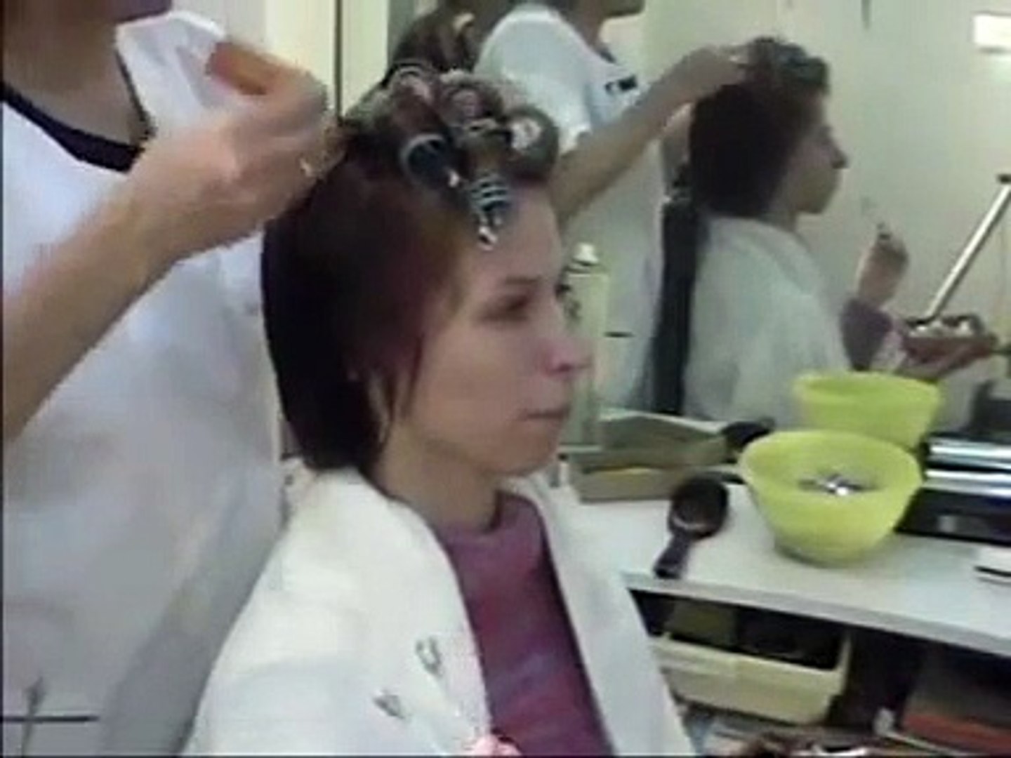 Brunette at the stylist: hair wet set rollers and makeover - video  Dailymotion
