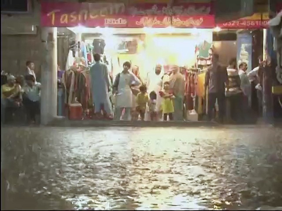 Rain in Lahore turns roads into puddles