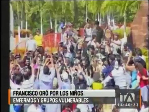El papa Francisco oró por los niños enfermos y grupos vulnerables