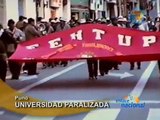 Docentes y administrativos de la Universidad Nacional del Altiplano realizan marcha en Puno