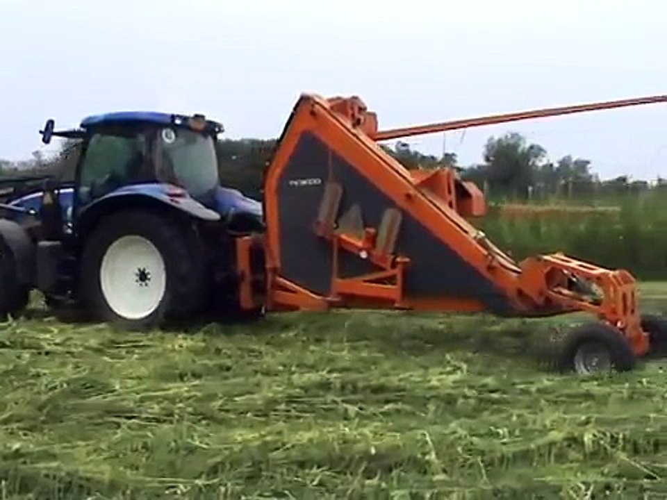 Hemp harvest with Clipper 4 3   Hemp Technology