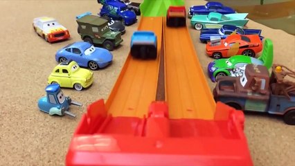 Disney Cars Riplash Racers Lightning McQueen Races The King Willy's Butte Rip-a-Around Rid