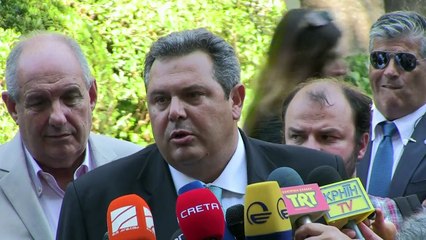 Greek parties call for bank cash, austerity-light reforms