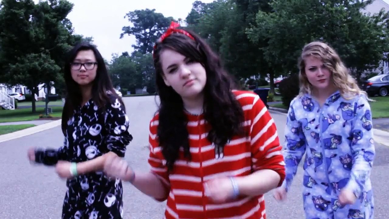 Stressed Out - Twenty One Pilots Music Video