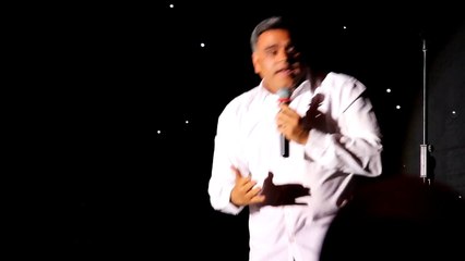 The Comedy Vendors - Rules of kissing in Saudi