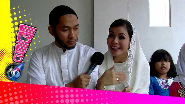 Metha Yunatria Hamil 'Anak Umrah' - Cumicam 07 Juli 2015