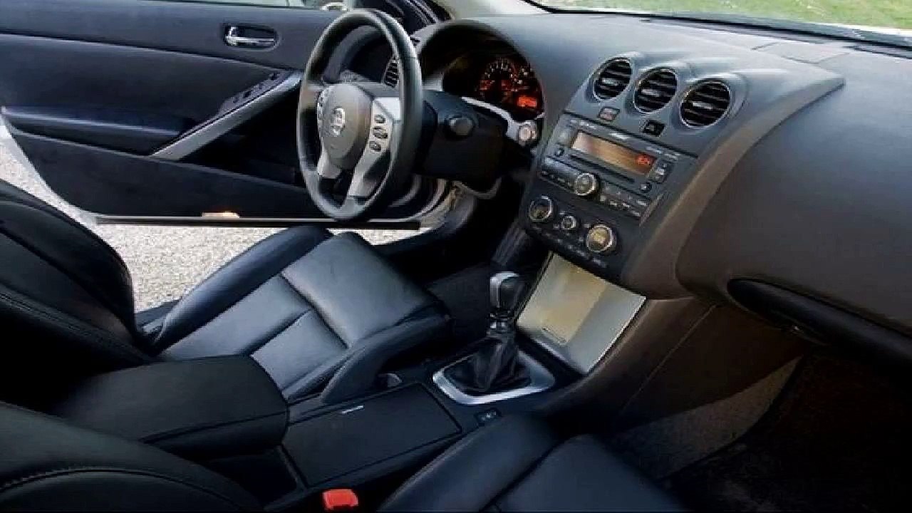 2012 Nissan Altima Coupe Car Review