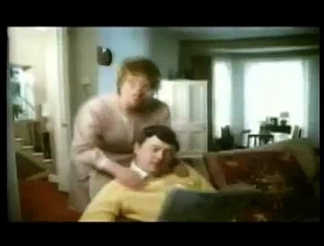 Aquafresh '3 - Sheila Hine' TV ad - 40 sec advert