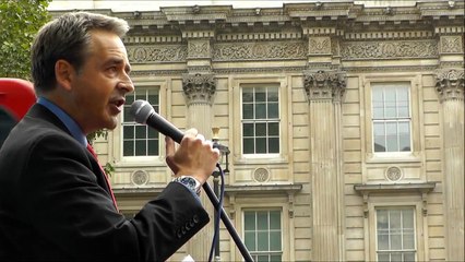 "Cameron is a traitor" – Paul Weston at Downing Street 20.09.2014