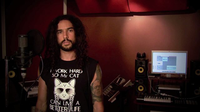 Cover de Taylor Swift - Bad Blood dans 20 styles différents - Juste énorme!