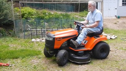 Review - Ariens 42 in. 17.5 HP 6-Speed Riding Lawn Mower
