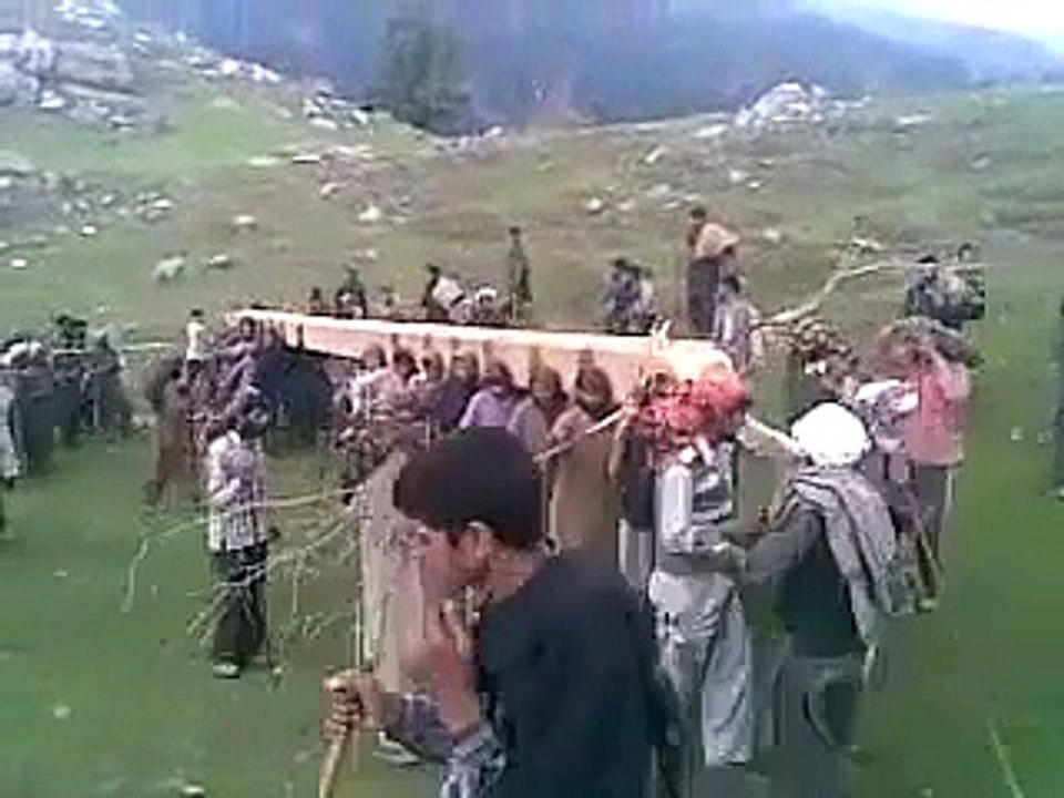 بہت ہی خوبصورت ویڈیو پسند آۓ تو ضرور شیر کیجیۓ