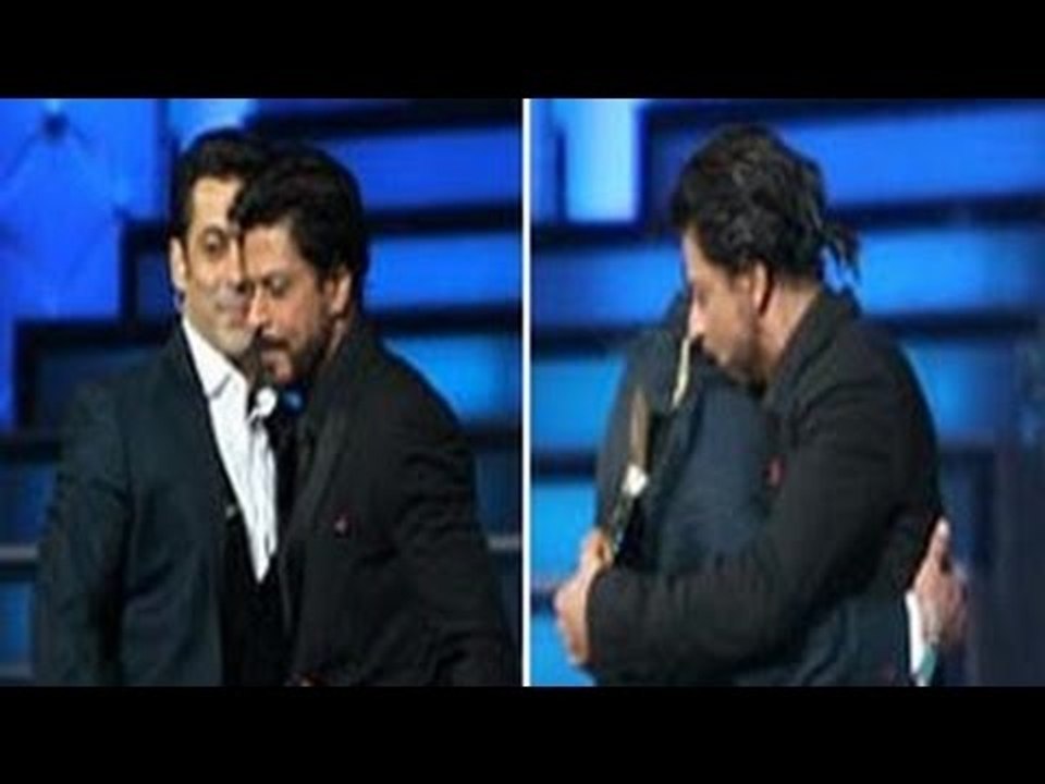 Salman Khan Calls Shahrukh Khan THE KING of Bol...
