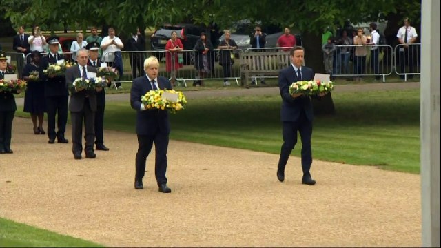 Cameron and Boris lay wreaths for July 7 victims