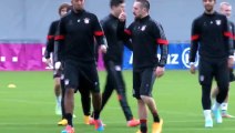 Douglas Costa joins Bayern Munich from Shakhtar Donetsk