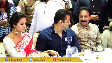 What Happened At Baba Siddiqui's Iftar Party? | INSIDE FOOTAGE