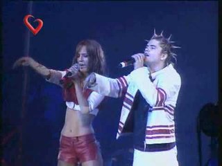 Rebelde Way, Canción "Sweet Baby" En vivo