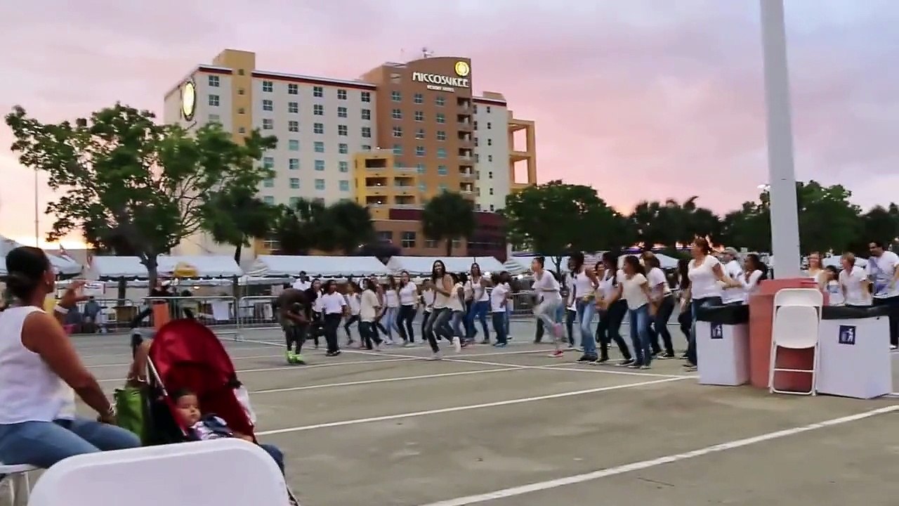 Footloose Flash Mob with Kevin Bacon