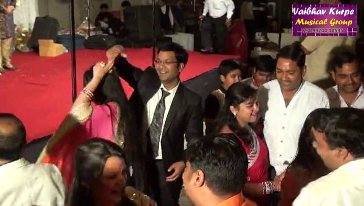 Couple Dance/Ball Dance by Vaibhav Kurpe & Orchestra, Vadodara, Gujarat. Contact on: +91-9974410595