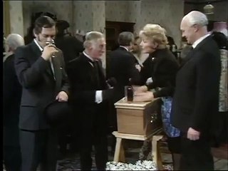 2/3 Steptoe & Son...Oh, What A Beautiful Mourning