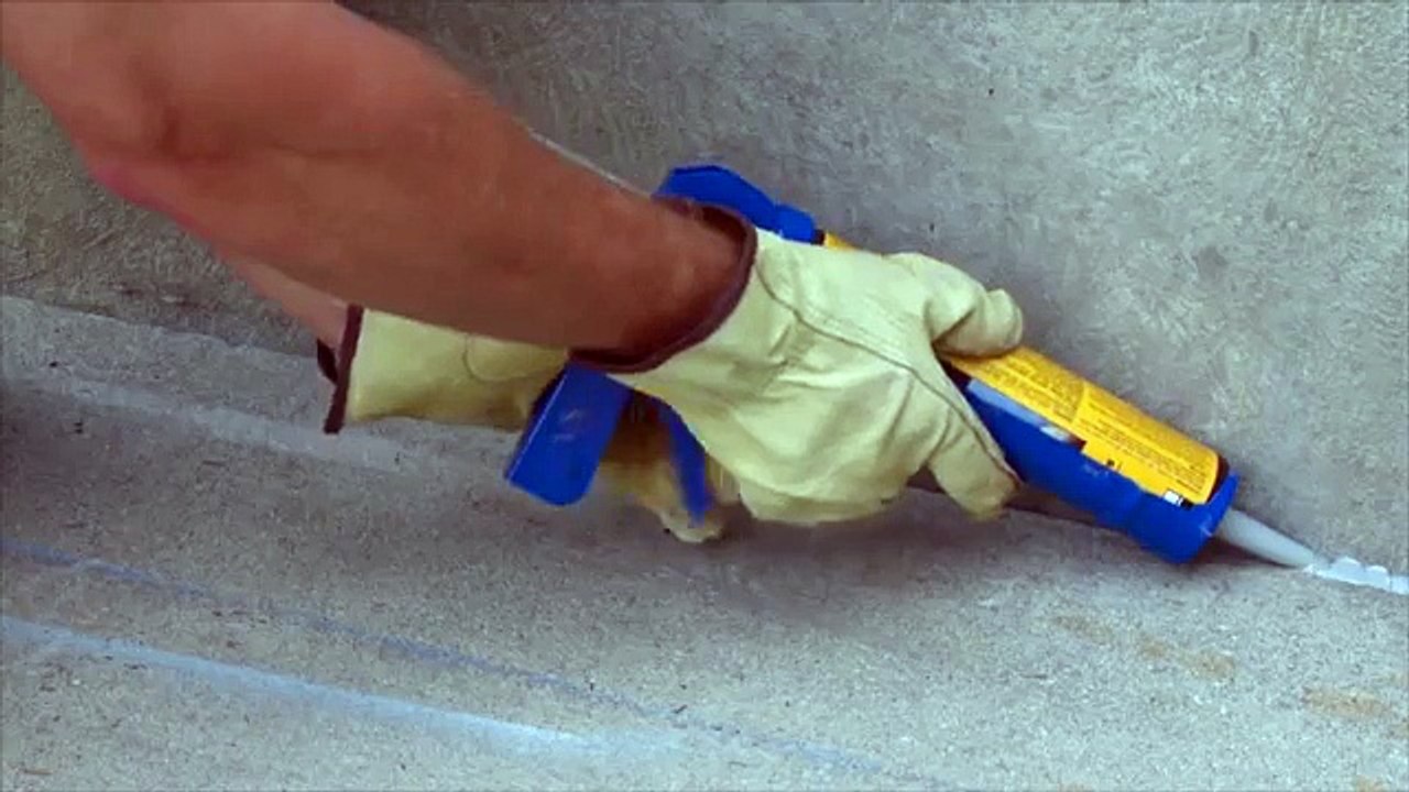 QUIKRETE Polyurethane Self-Leveling Sealant (Product Feature)