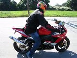 My 2005 Yamaha R6 First Wheelie Practice