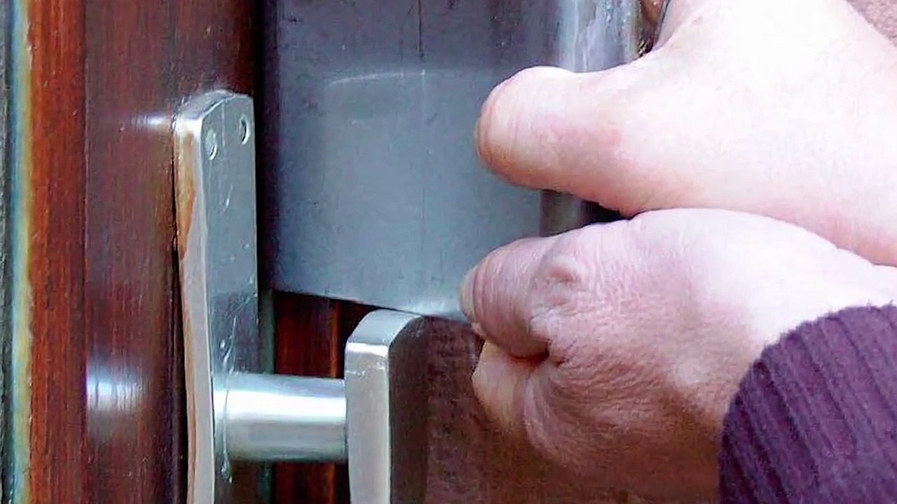 Vom Faggot zum Superfaggot %7C DerCone Zerstorung %7C Janosch