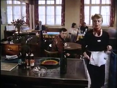 Gerhard Polt: Im Wirtshaus