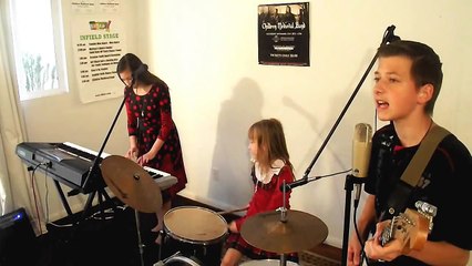 Children Medieval Band - Dance the Night Away (by Cream)