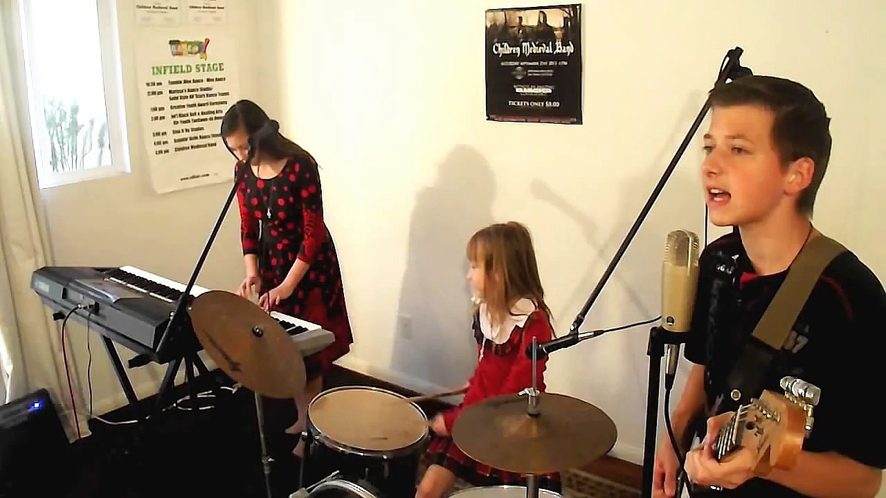 Children Medieval Band - Dance the Night Away (by Cream)