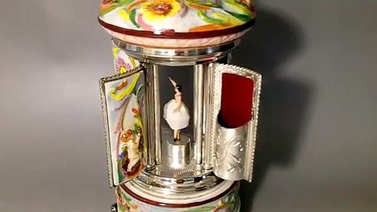Vintage Reuge Dancing Music Box