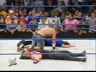 مصارعه جون سينا اندر تيكر معلق بودي الامير