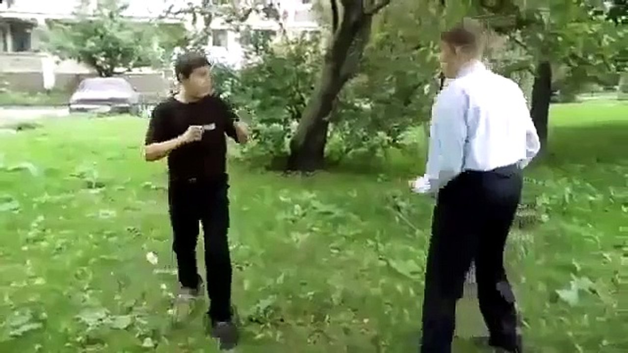 How to win street fights in the hood!! Epic!!