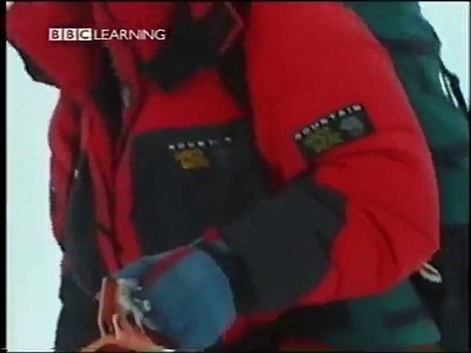 Lost On Everest - The Search For Mallory & Irvine. 3/5